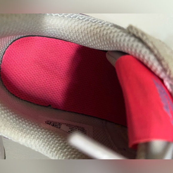 Pink and Purple Nike Airmax Excee sz4 - Picture 8 of 11